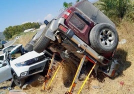 Imagen de los dos coches siniestrados este miércoles en Vélez-Málaga.