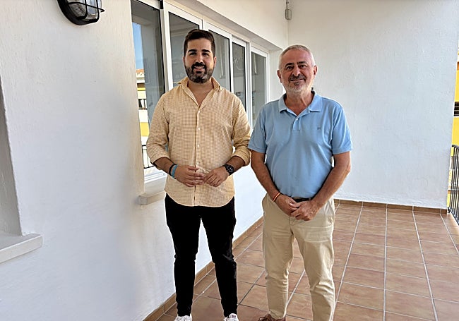 Los ediles David Segura, del GIPMTM, y Jesús María Claros, del PP.