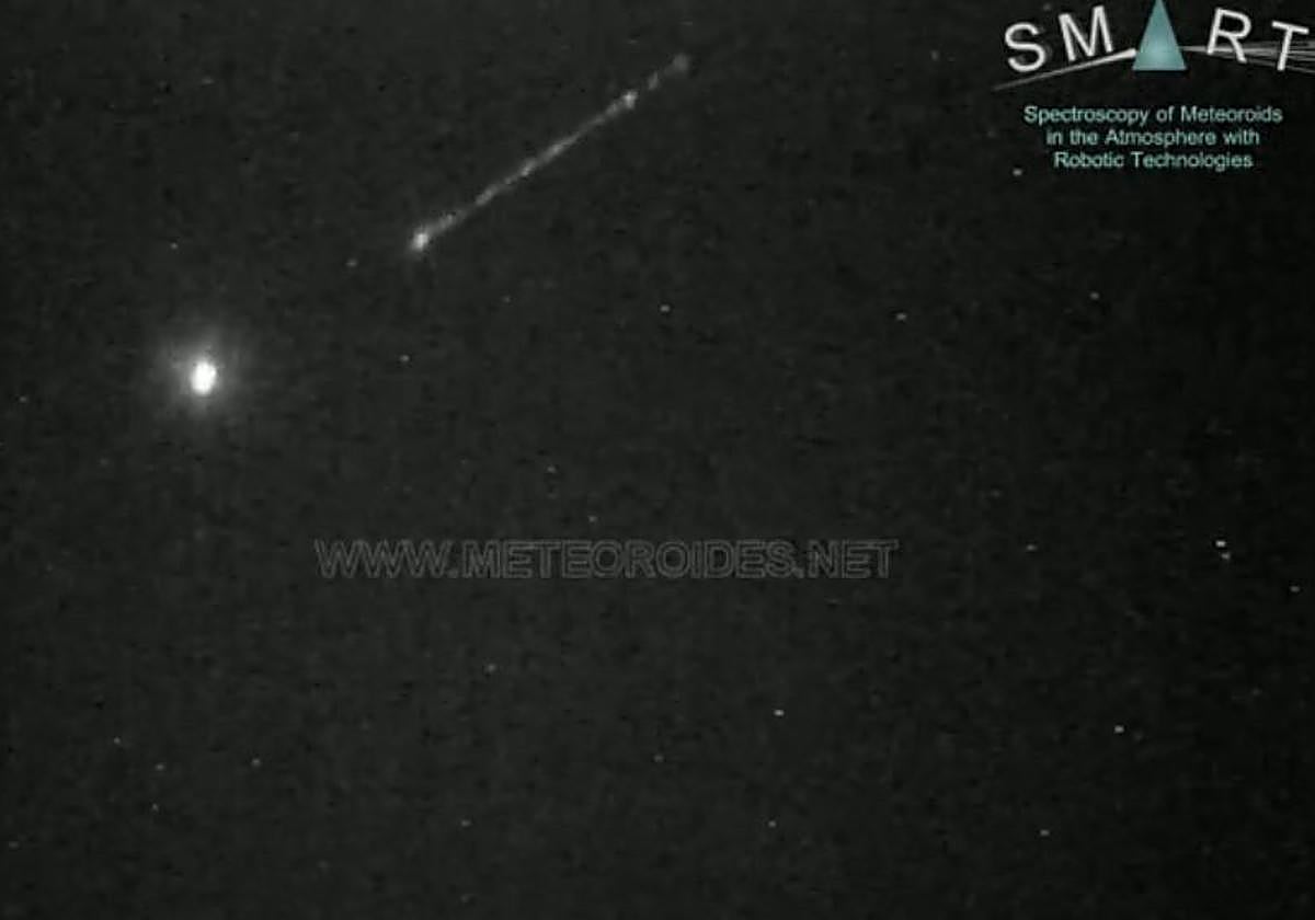 Una roca entra en la atmósfera a 239.000 km/h y genera una gran bola de fuego que sobrevuela Málaga