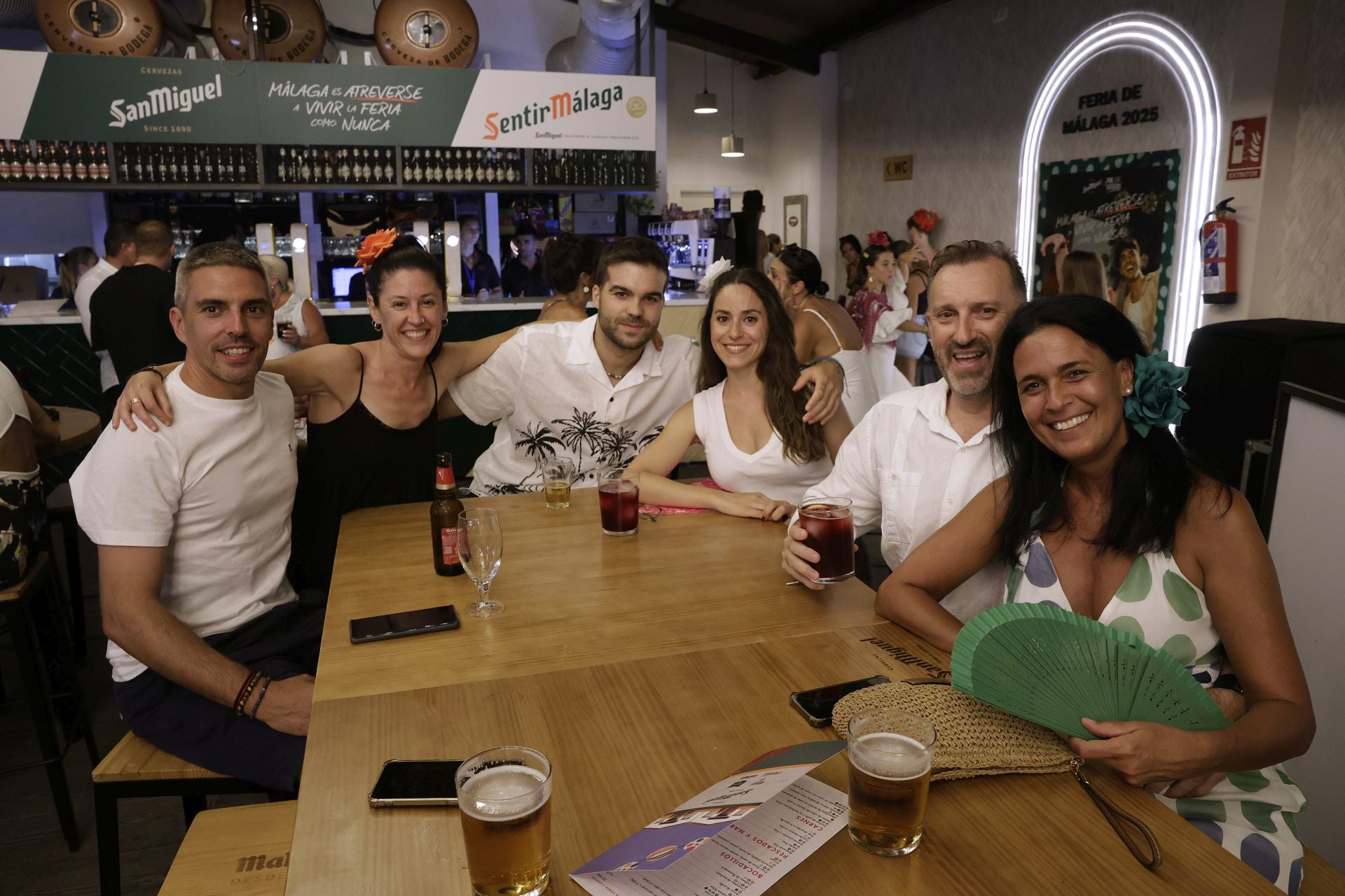 Filo Garrido, Antonio Sánchez, María González, Toni Sanz, Carles Cañón y Lucrecia Marín.