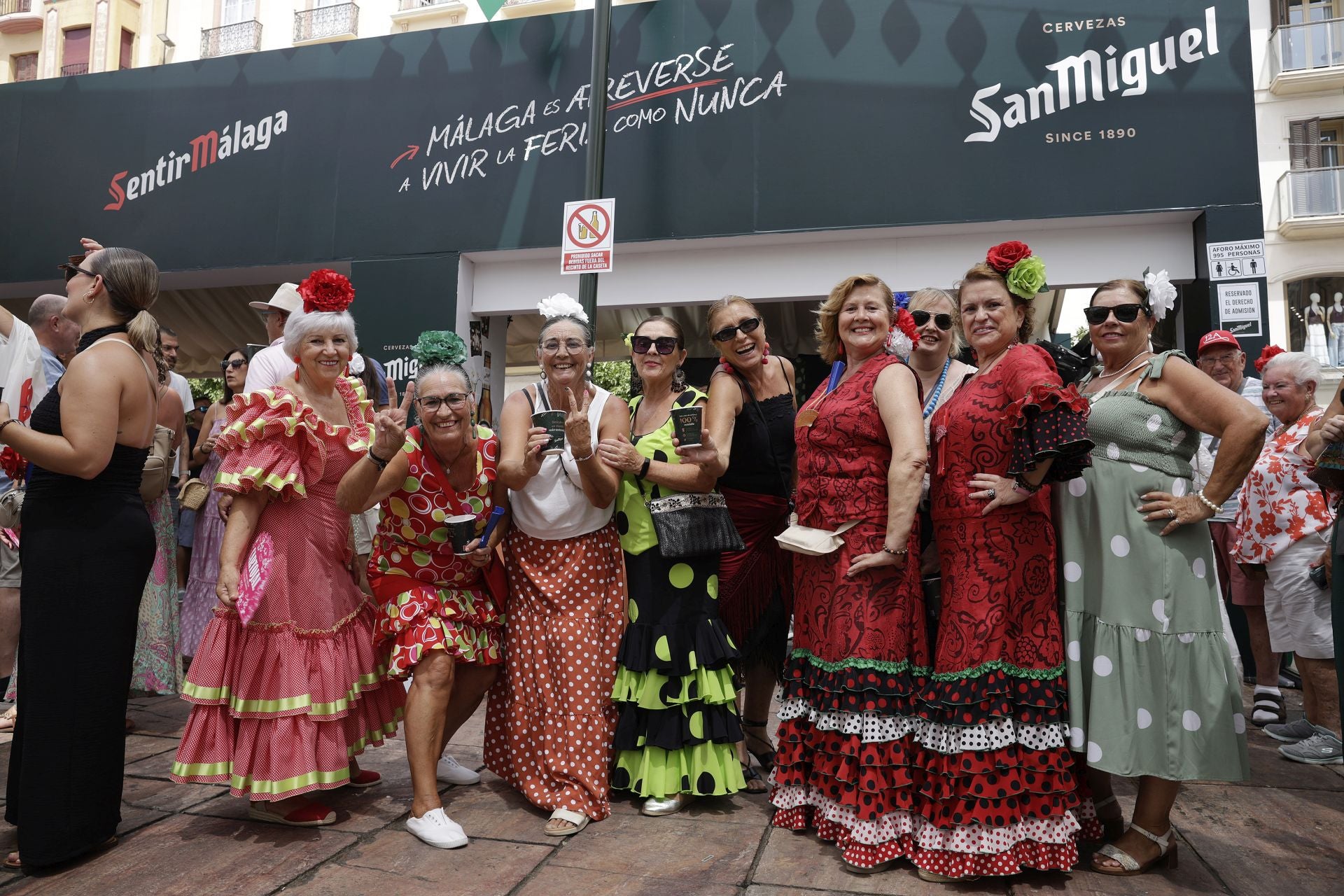 Manoli Romero, Pilar Domínguez, Pepa Sánchez, Ana Villalobos, Ana Peña, Mariola Romero, Esperanza Sánchez, María Huelin e Ivana López.