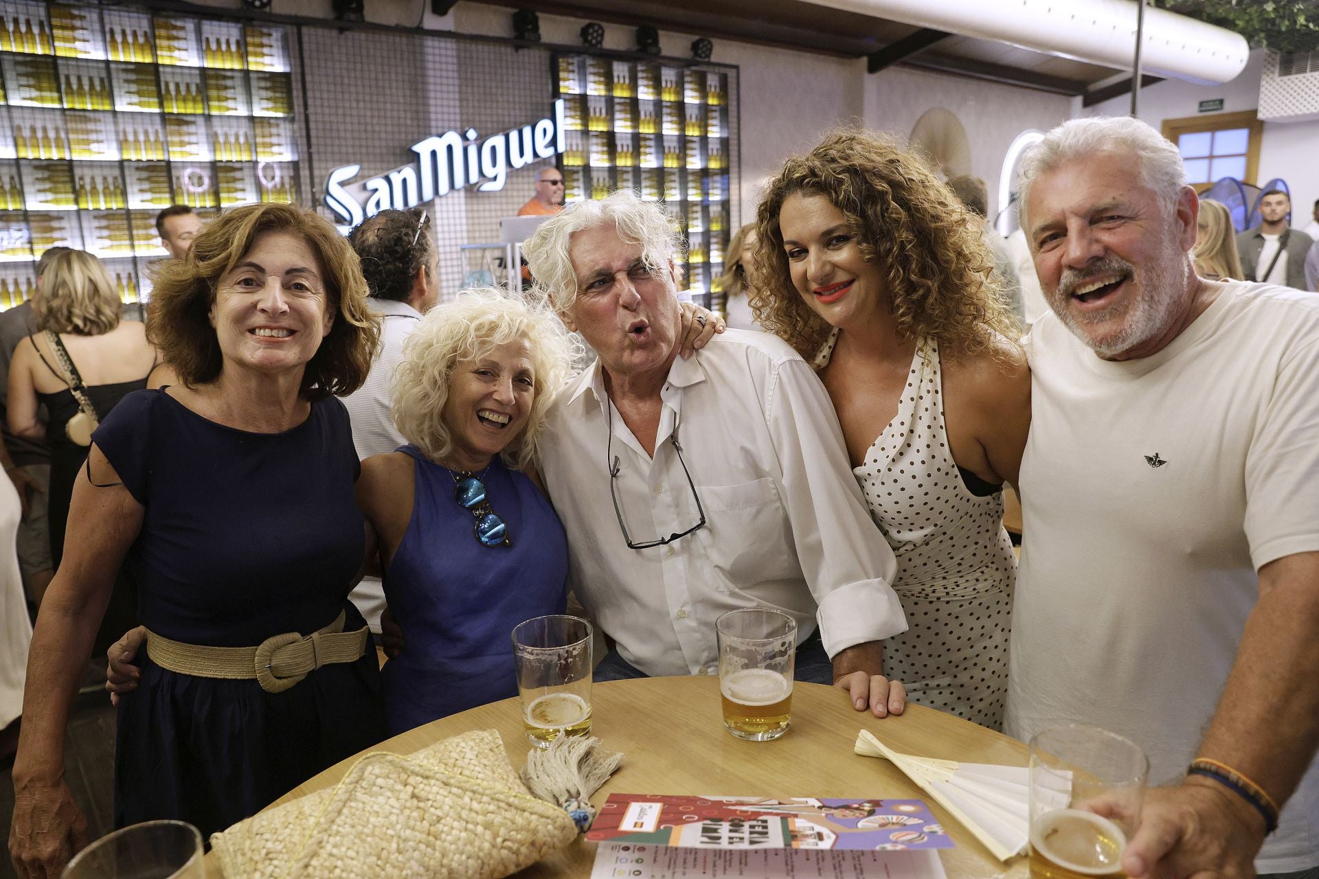 Mercedes Corredor, Mariví Cobos, Tatú Corredor, Jessica Morales y Fruti.