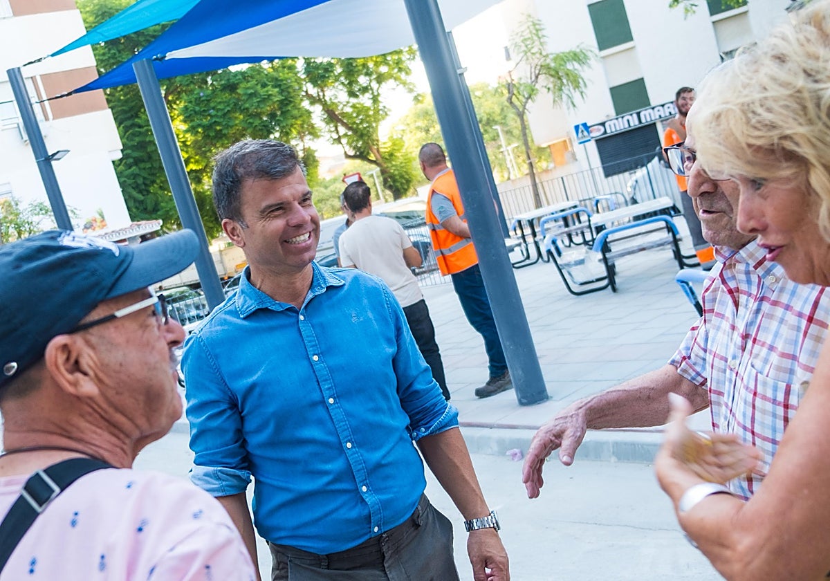 El edil, Diego López, ha visitado la plaza Torres Murciano .