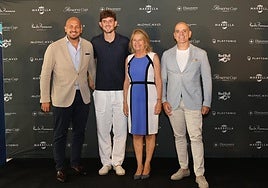 Víctor Ruiz, Mike Yanguas, Ángeles Muñoz y Gonzalo Rodríguez.