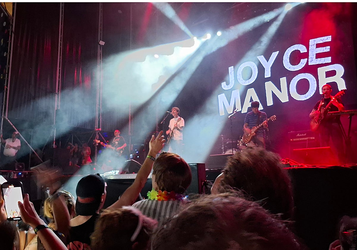 Joyce Manor, potencia punk en el Canela Party.