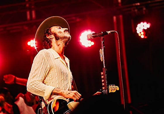 Leiva, durante su concierto en el Marenostrum de Fuengirola.