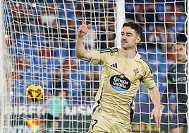 Dorrio celebra un gol con el Ferrol.