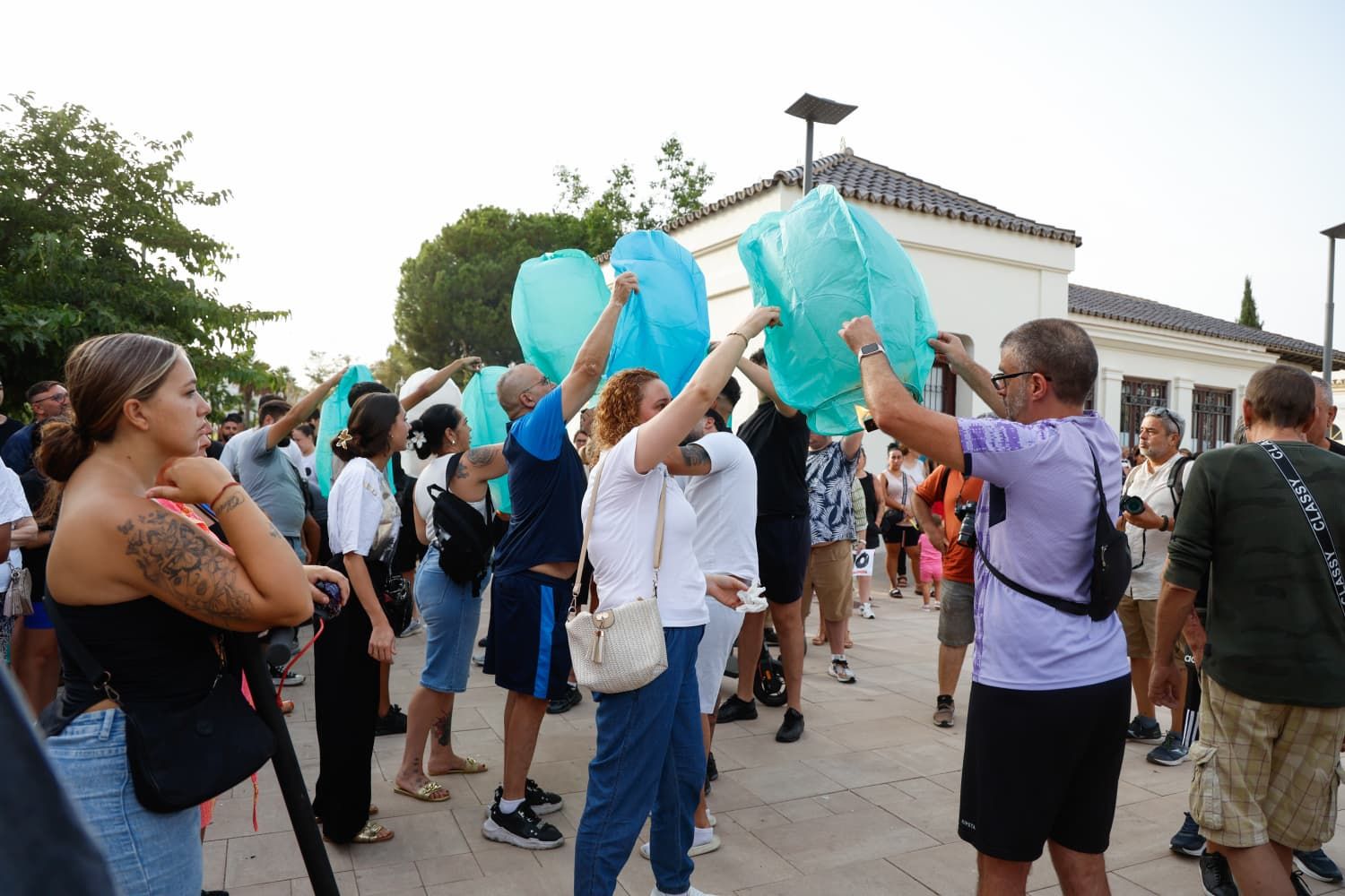 La concentración en el barrio de Capuchinos por el crimen de Angel, en imágenes
