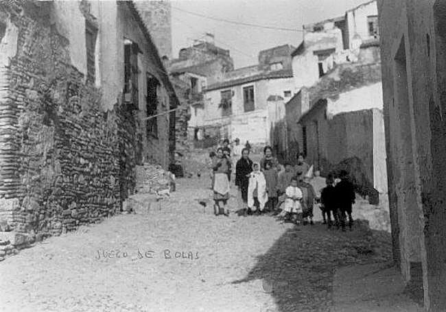 Calle Juego de Bolas de la Alcazaba.