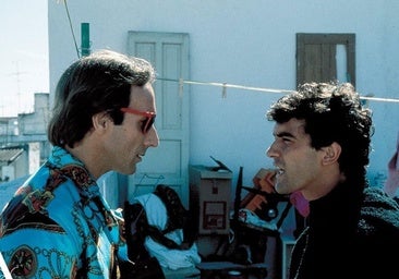 La emotiva despedida de Antonio Banderas a Eusebio Poncela: «Descansa en paz enigmático y querido amigo»