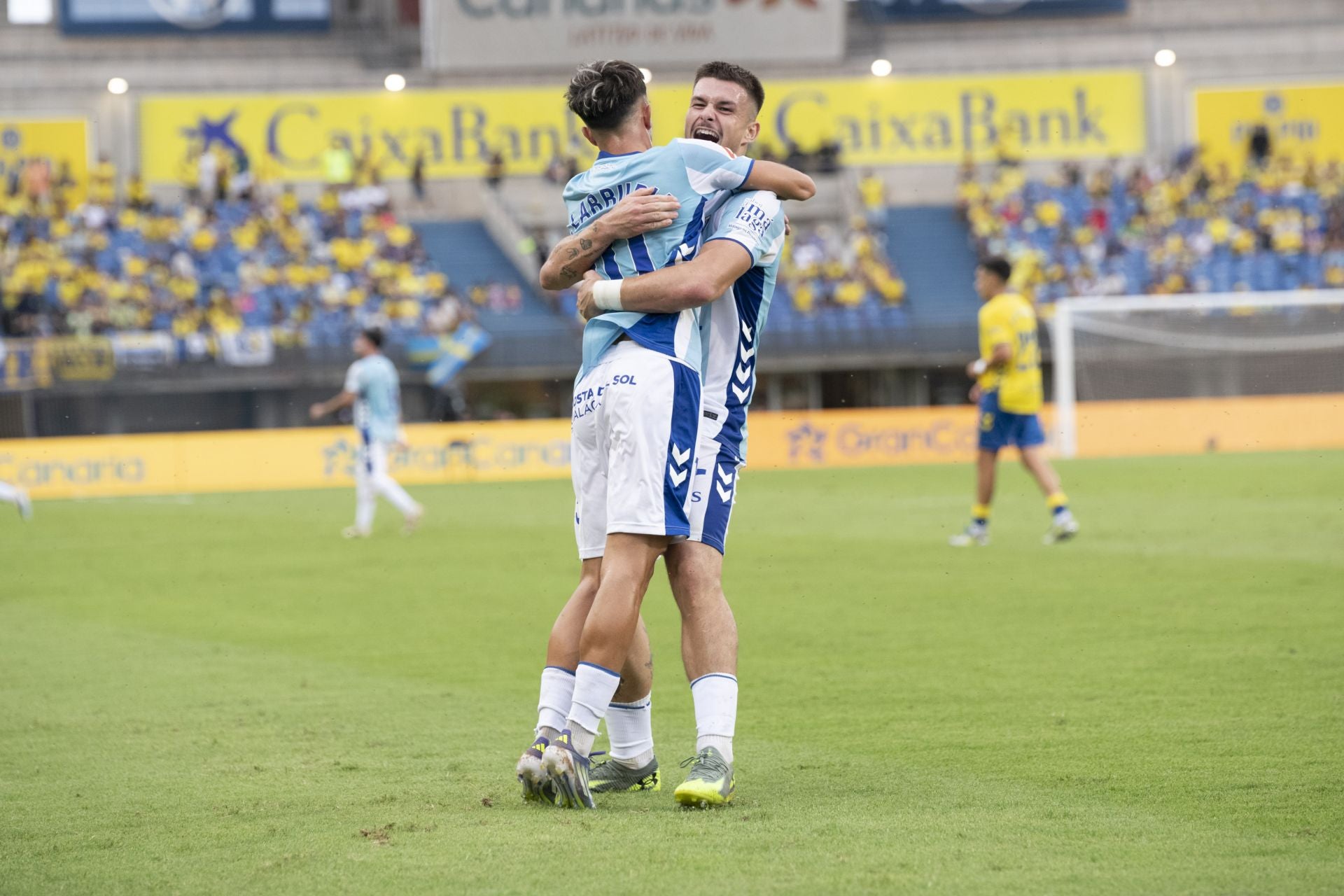 El partido Las Palmas- Málaga, en imágenes