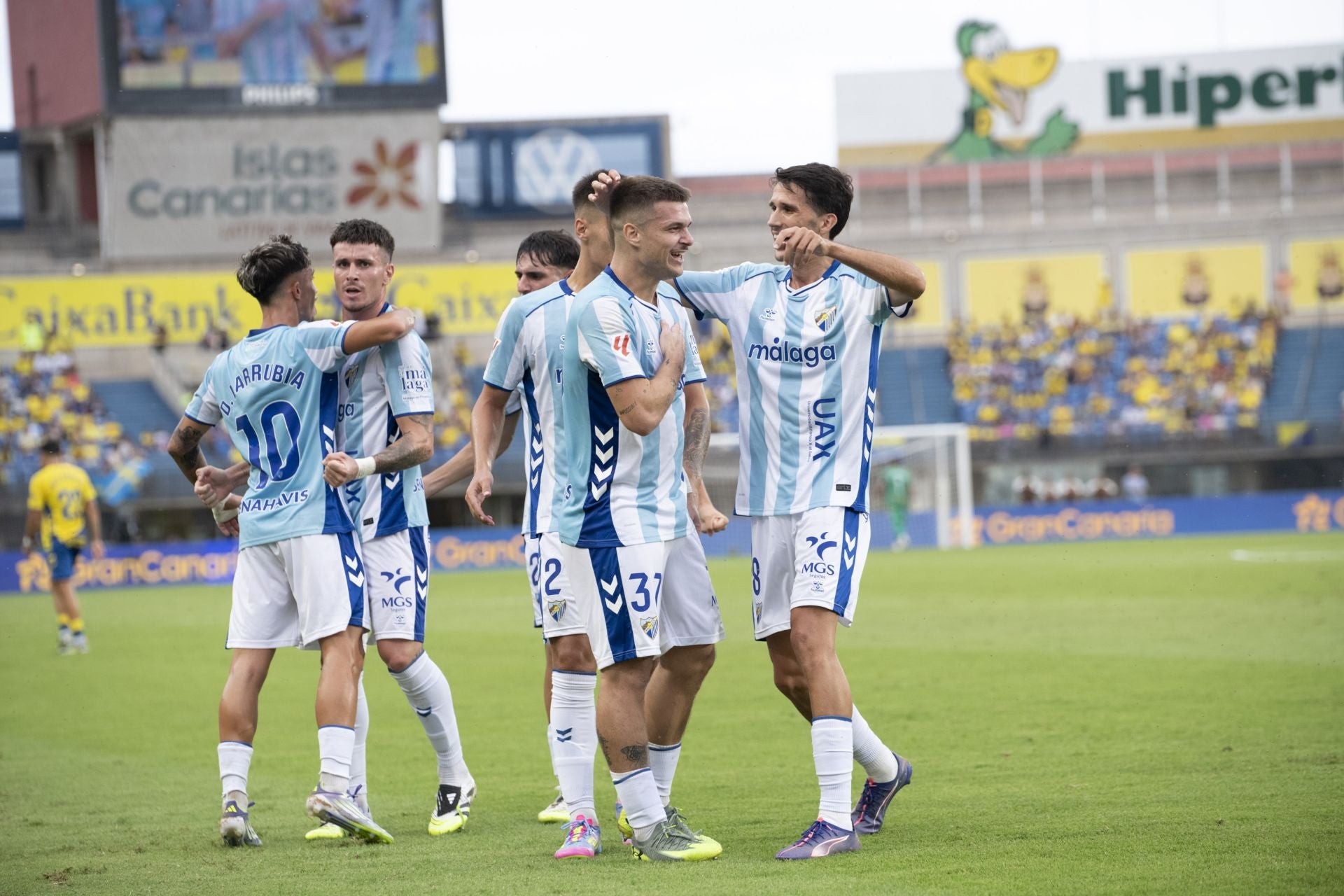 El partido Las Palmas- Málaga, en imágenes