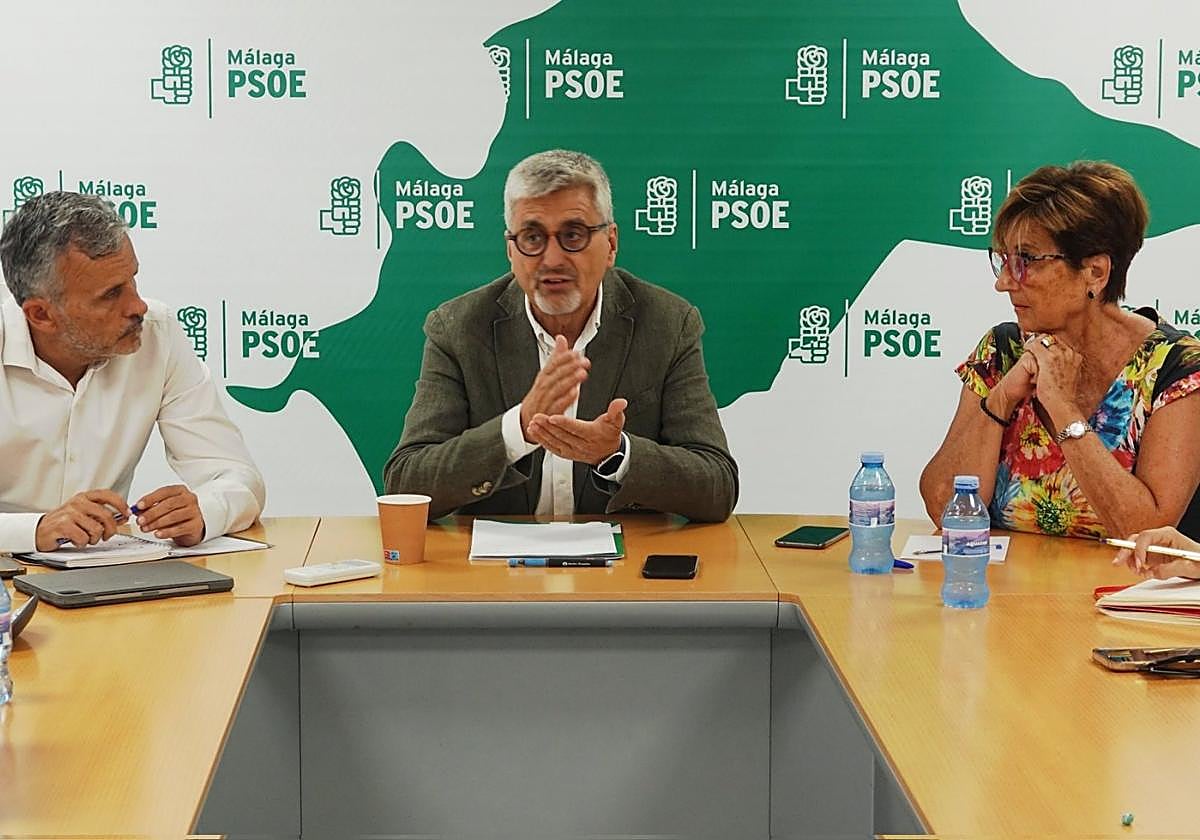 Josele Aguilar, con Ignacio López y Marisa Bustinduy.