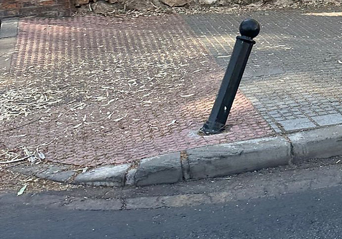 Vista de la zona, cercano a un colegio, con deficiencias.