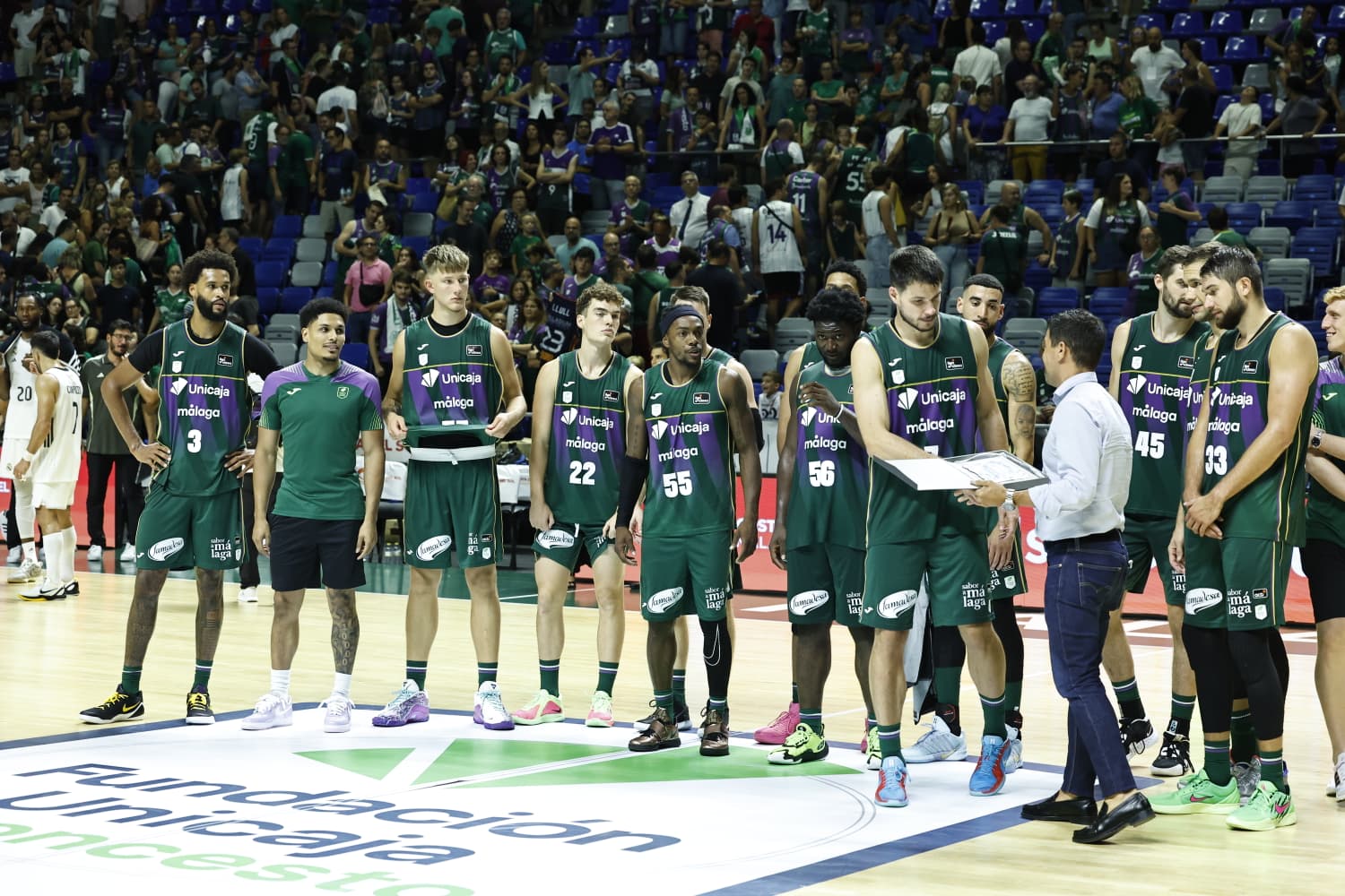 Fotos de la final del Torneo Costa del Sol Unicaja-Real Madrid