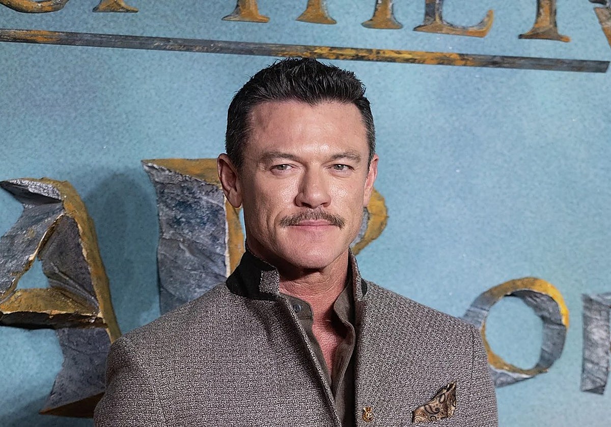 El actor galés Luke Evans.