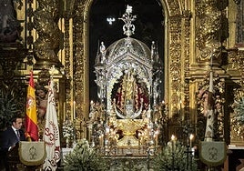 La víspera se celebró con una oración en su templo