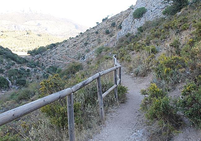 Paso de Malinfierno, en el sendero del Bosque de las Morillas.