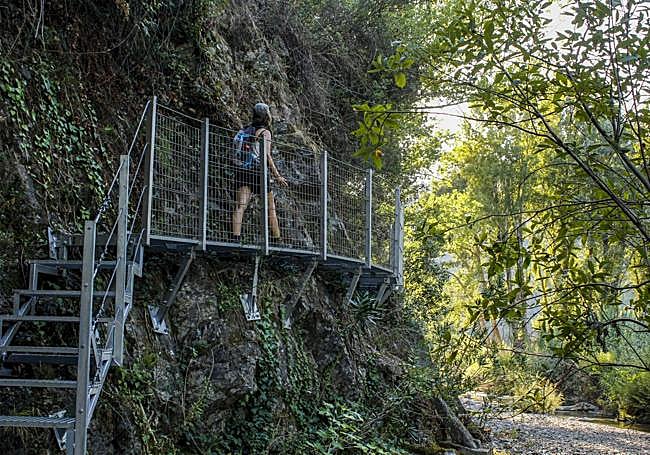 Sendero de las Pasarelas del Genal.
