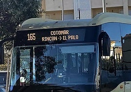 Imagen de un autobús interurbano entre Rincón y Málaga.
