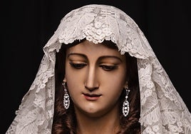 La Cofradía del Rocío celebra el 10.º aniversario de la coronación canónica de su Virgen.