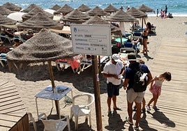 Los clientes pagarán de 10 a 60 euros según la zona y número de sombrillas.