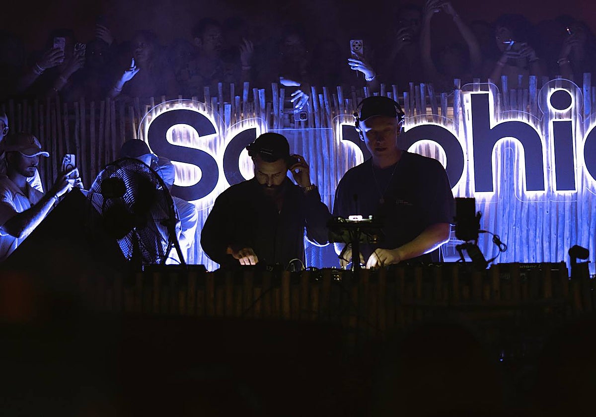 El duo Bicep, este sábado, en su actuación como cabeza de cartel en Sophie.