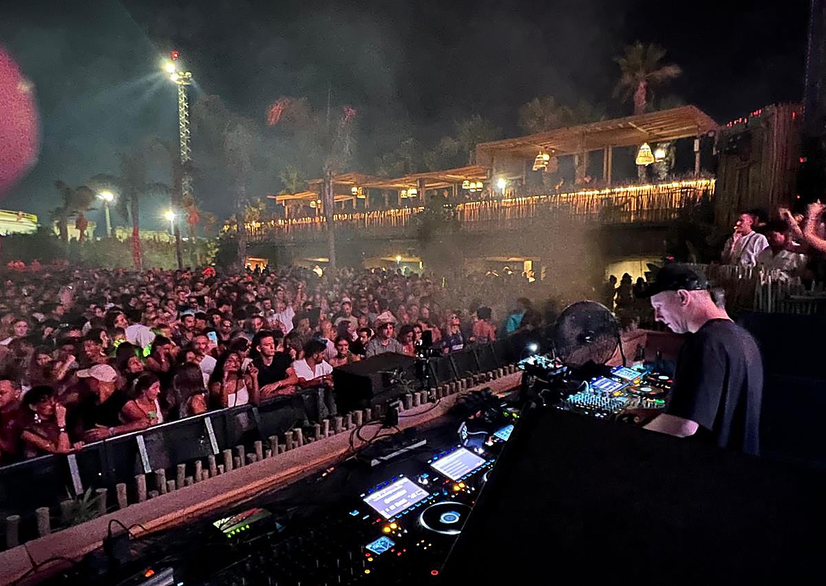 Imagen secundaria 1 - Bicep en Sophie: un viaje lisérgico para decir hasta pronto