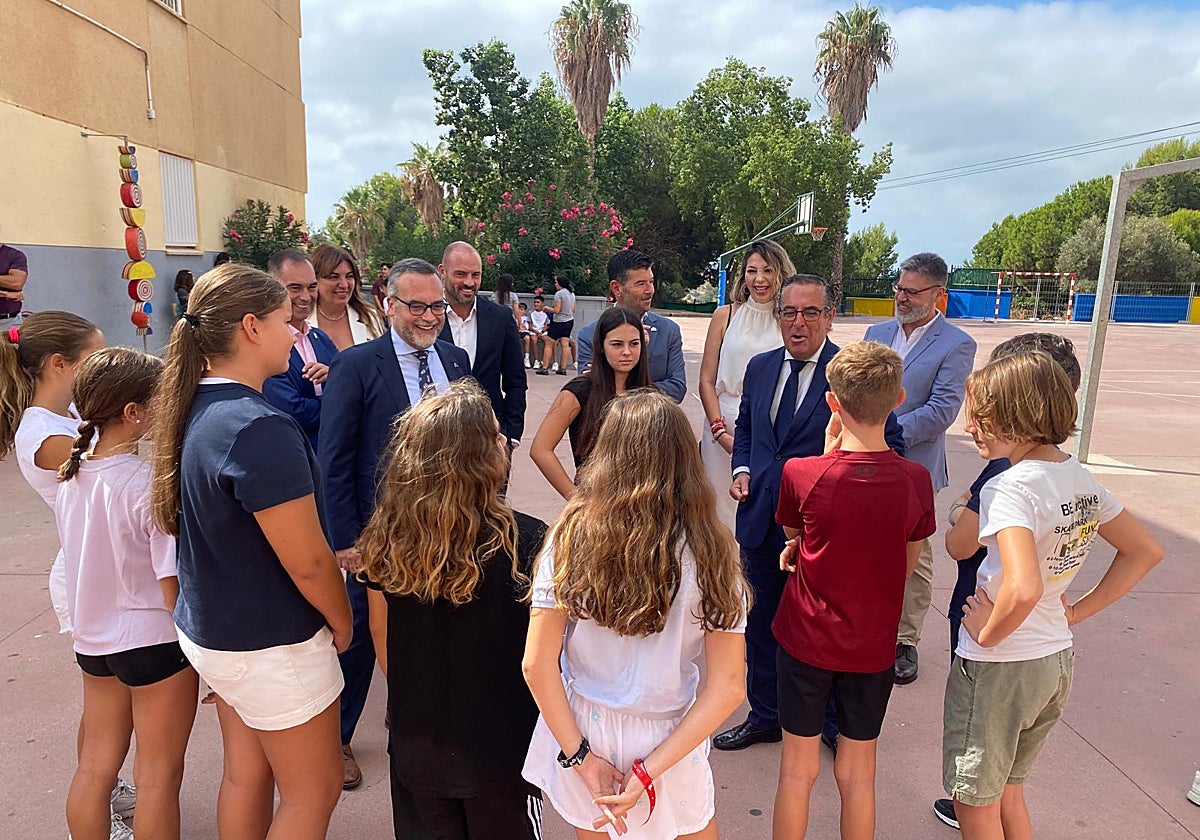 Una imagen del inicio del curso escolar de Secundaria en el IES Cerro del Viento, en Benalmádena.