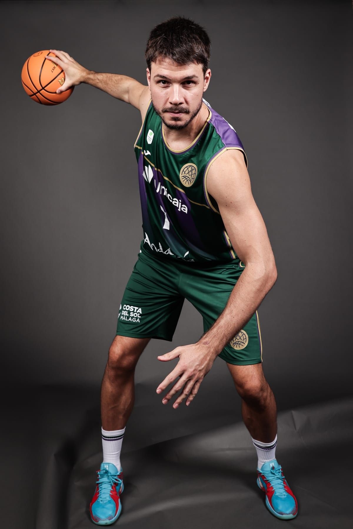Primera foto oficial de temporada del Unicaja en Singapur