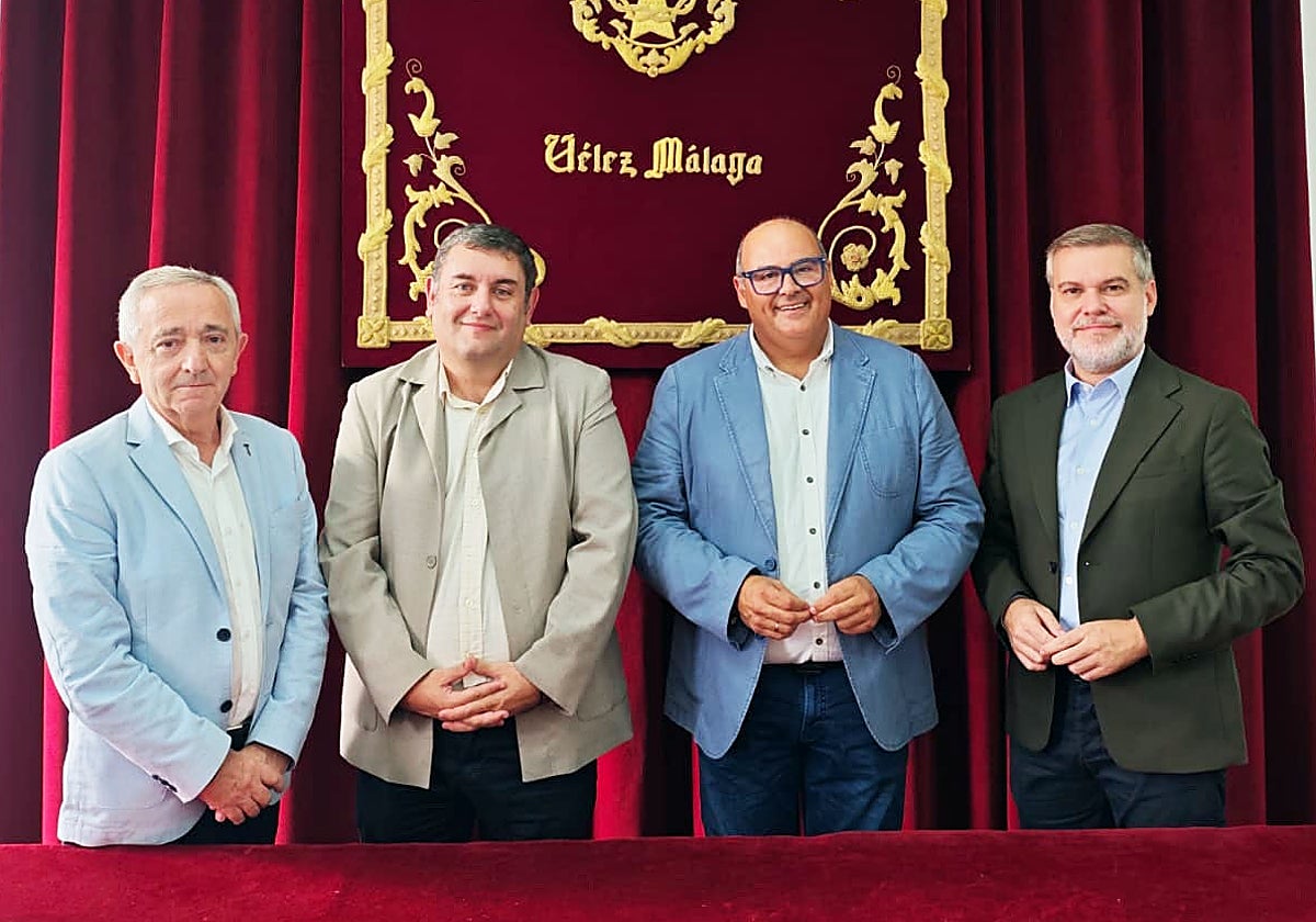Acto de presentación de los protagonistas de la Semana Santa veleña de 2026.