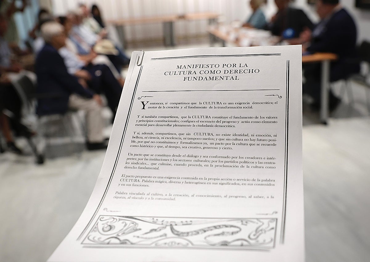 Imagen secundaria 1 - La UMA firma el manifiesto por la cultura como derecho fundamental