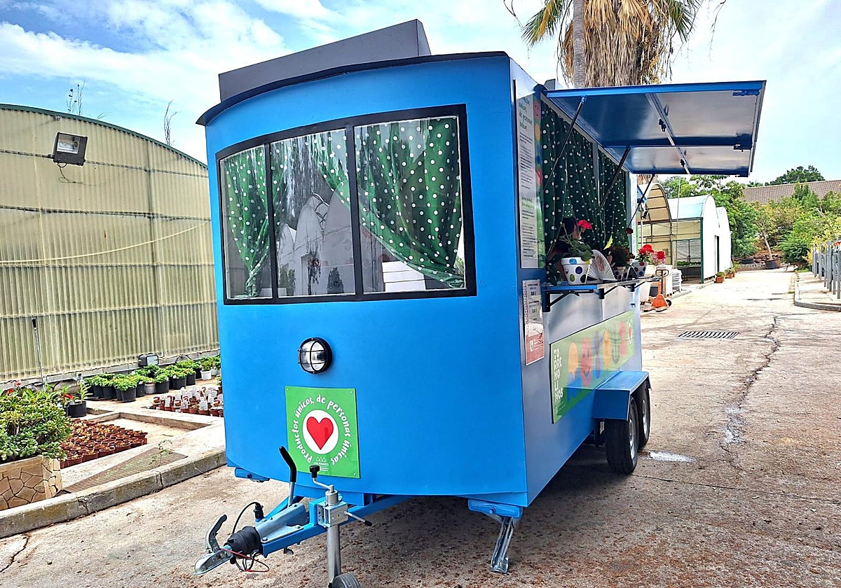 Una unidad móvil para vender la marca Torremolinos con fines sociales