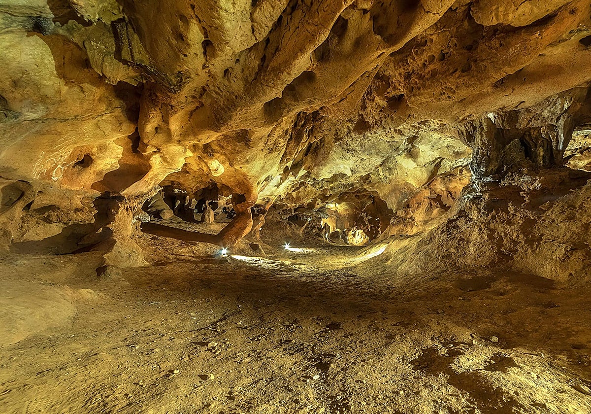 La Cueva de la Victoria.