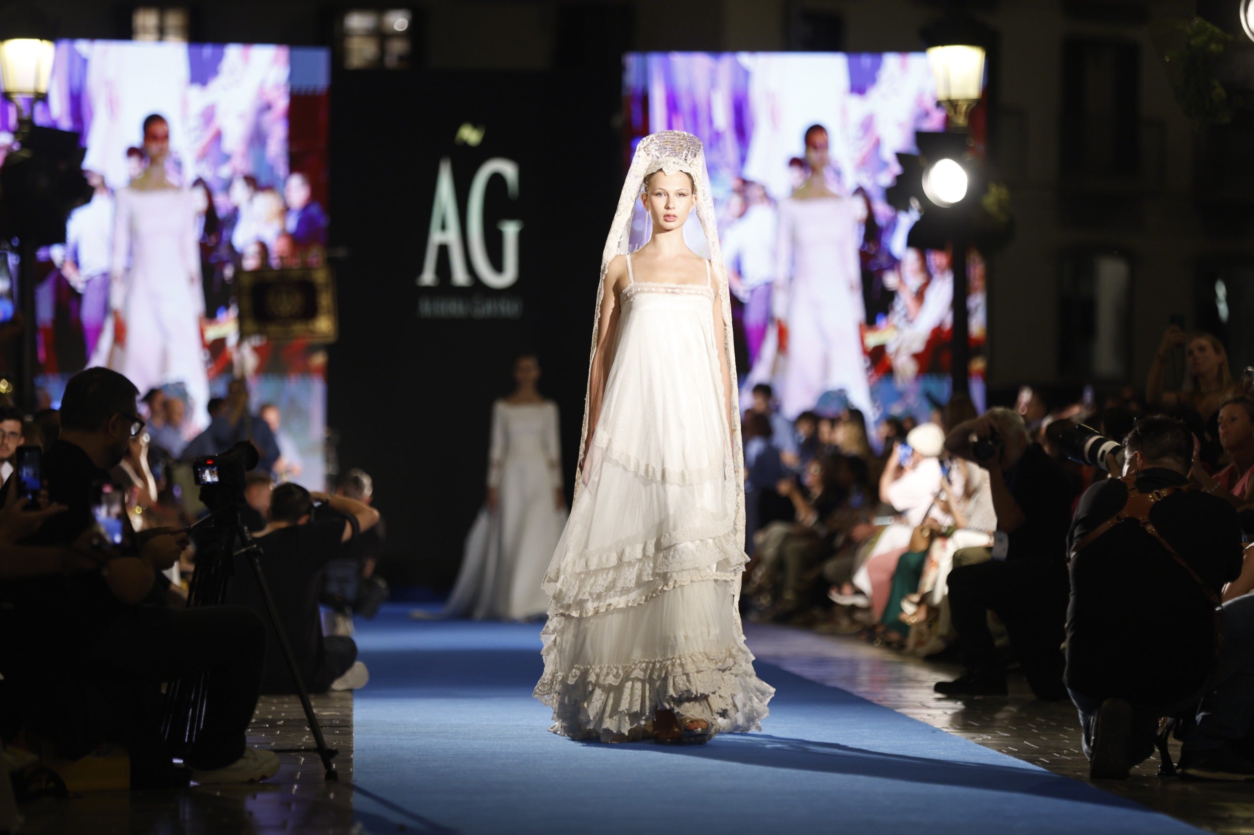 Desfile de Ñz Cañizares en la Pasarela Larios.