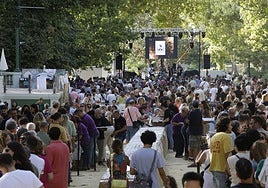 El Paseo Real acogió un gran ambiente desde el mediodía hasta la madrugada