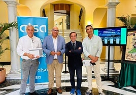 Acto de presentación de la nueva aplicación de transporte en Vélez-Málaga.