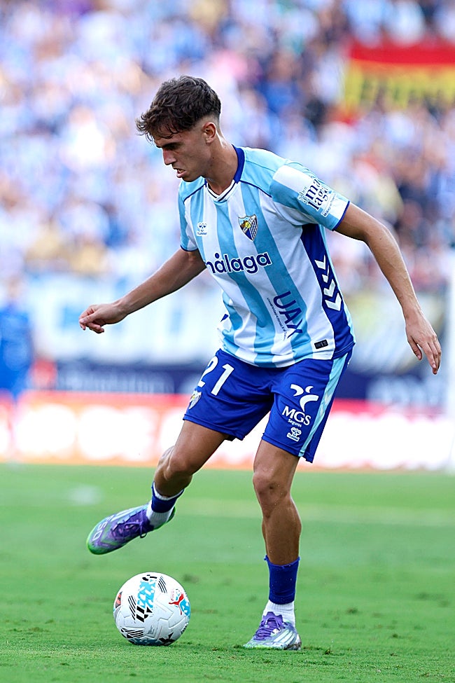 Adrián Niño, los minutos que pudo estar en el campo ante el Cádiz.