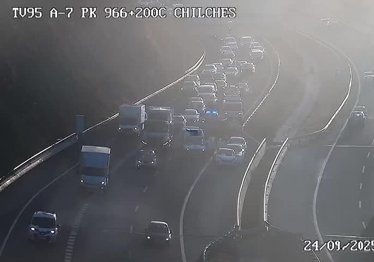 Imagen de la A-7 donde se ha registrado este miércoles el alcance múltiple.