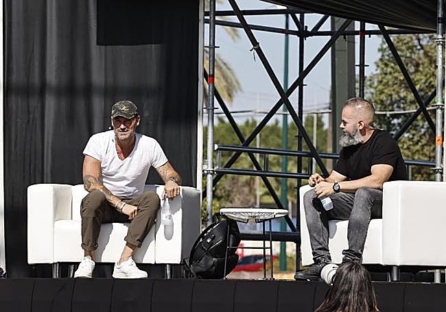 Brian Austin Green, con el director español Iván Mulero.