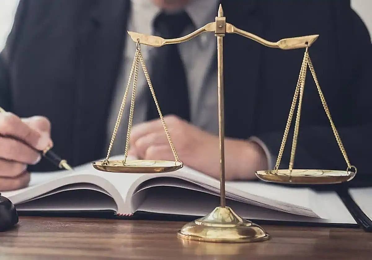 Indemnización de 10.000 euros a un trabajador tras no quedar acreditado que llamara «payasa» a su jefa