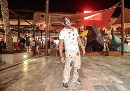 Muerto viviente en el interior del recinto malagueño.