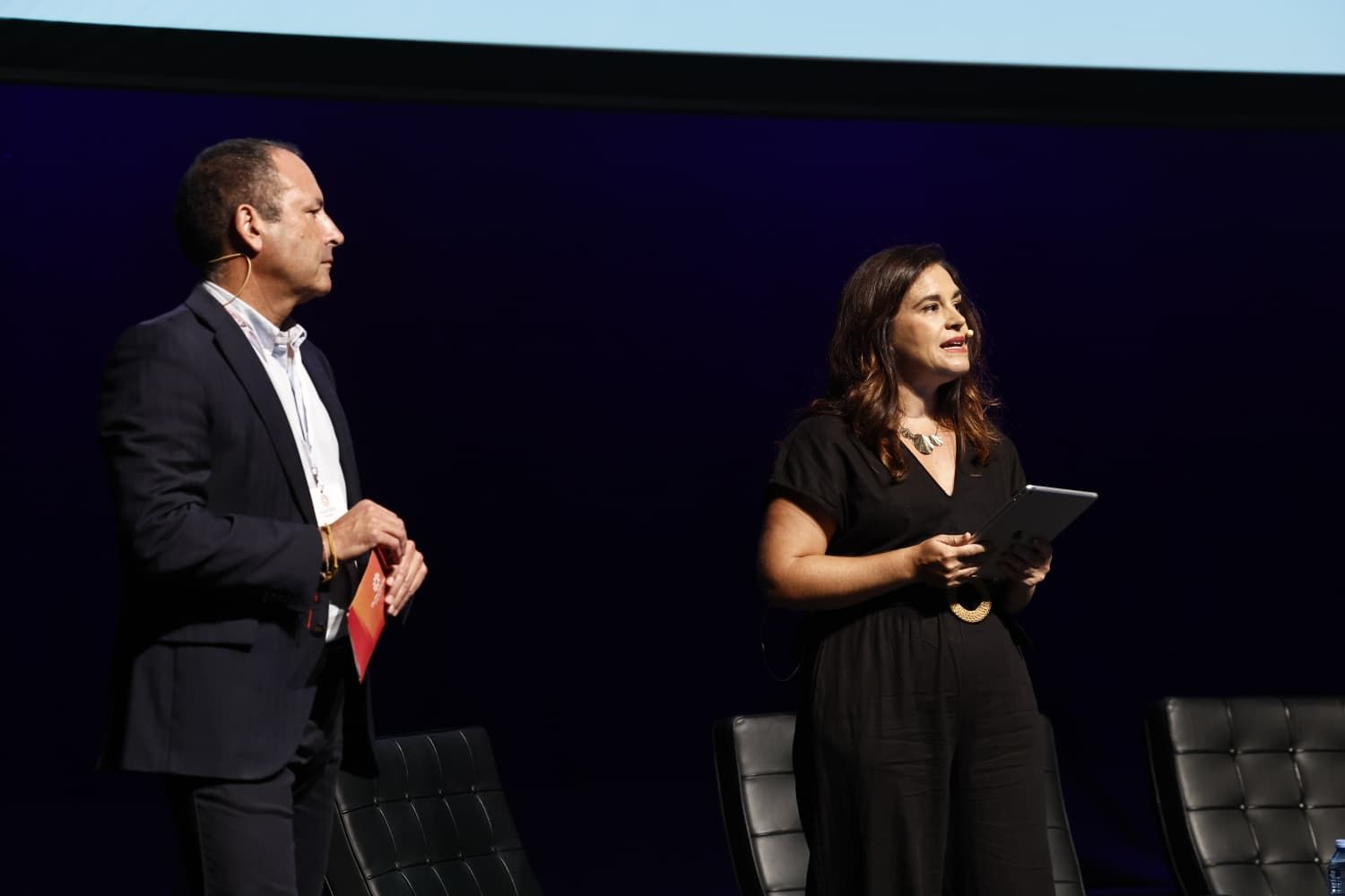 Sun and Tech Málaga regresa con 'Gente revolucionarIA'. Presentan el evento Nuria Triguero y Manolo Castillo.