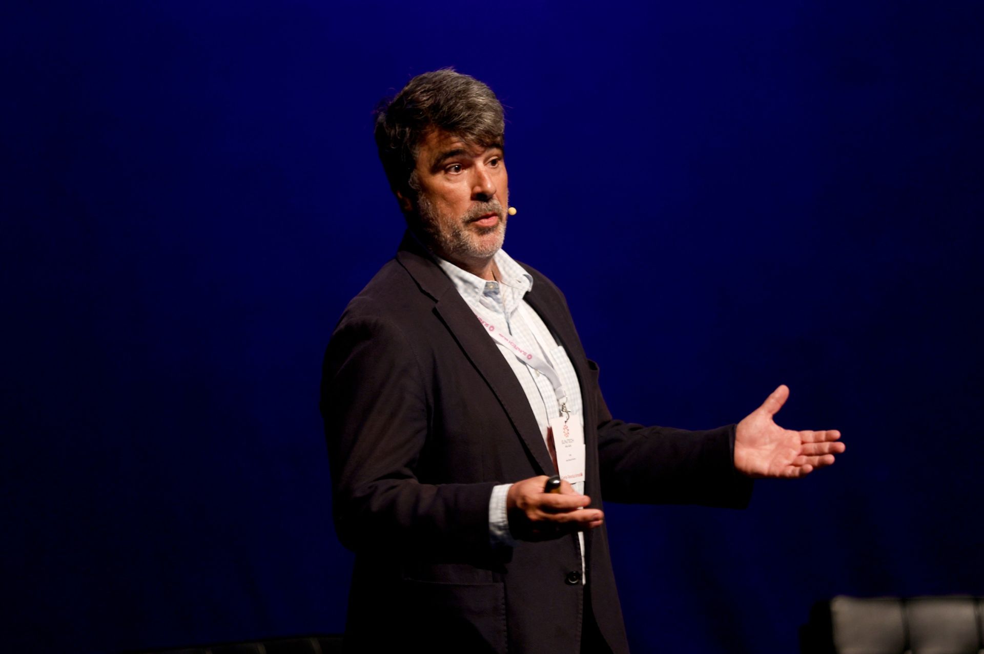 Málaga Satellite Center: la cobertura universal de Internet llegará por el espacio. Charla de Jesús Amores, de Vodafone