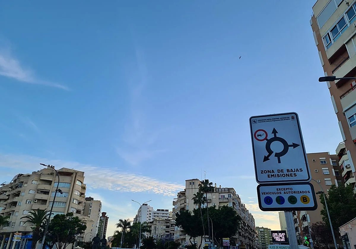 Señalización de la Zona de Bajas Emisiones de Torremolinos.