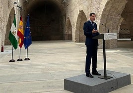 Juanma Moreno, tras el Consejo de Gobierno celebrado en las Reales Atarazanas de Sevilla.