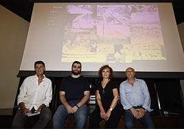 Francisco Vico, Alejandro García Peláez, Victoria Abón y Javier Ramírez, ayer en el Ateneo, en el acto de presentación y debate.