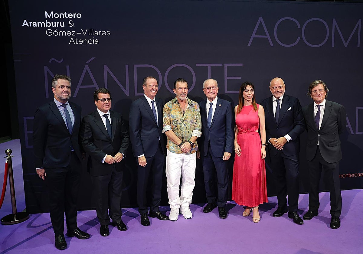 Carlos Conde, Leonardo Neri, Pablo Atencia, Antonio Banderas, Francisco de la Torre, María Teresa Pardo, Santiago Gómez-Villares y Javier Valdecantos