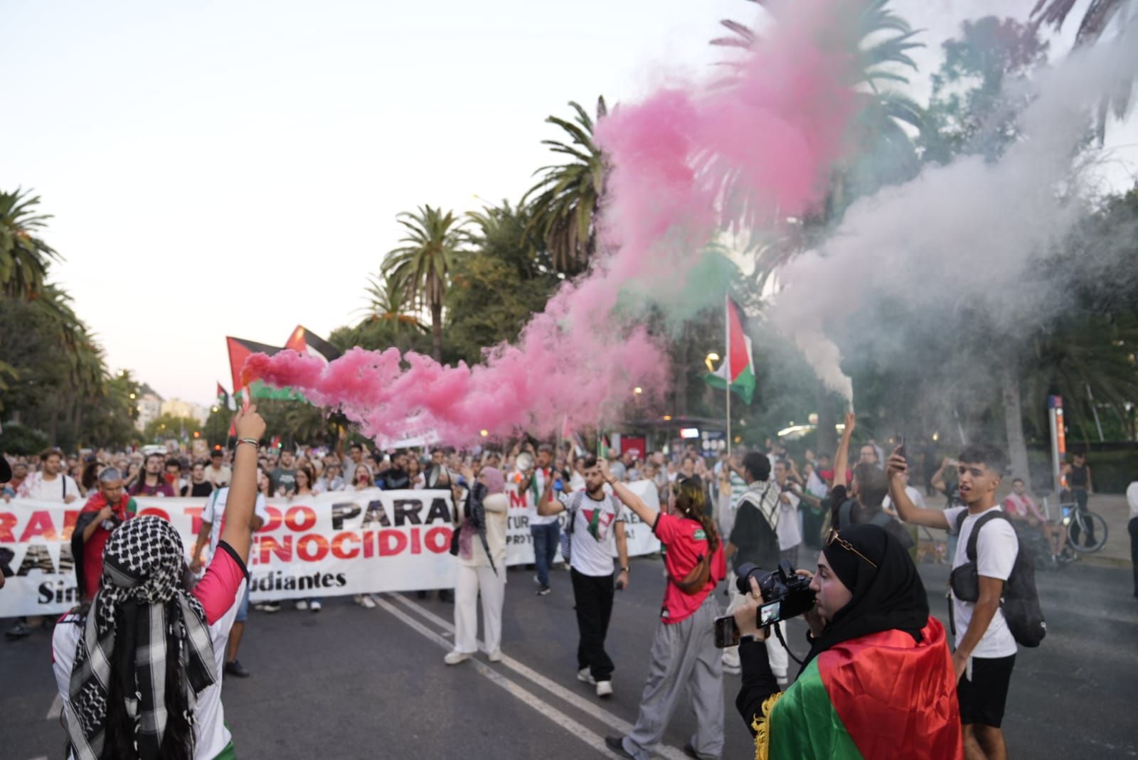 La protesta en Málaga por la flotilla de Gaza, en imágenes