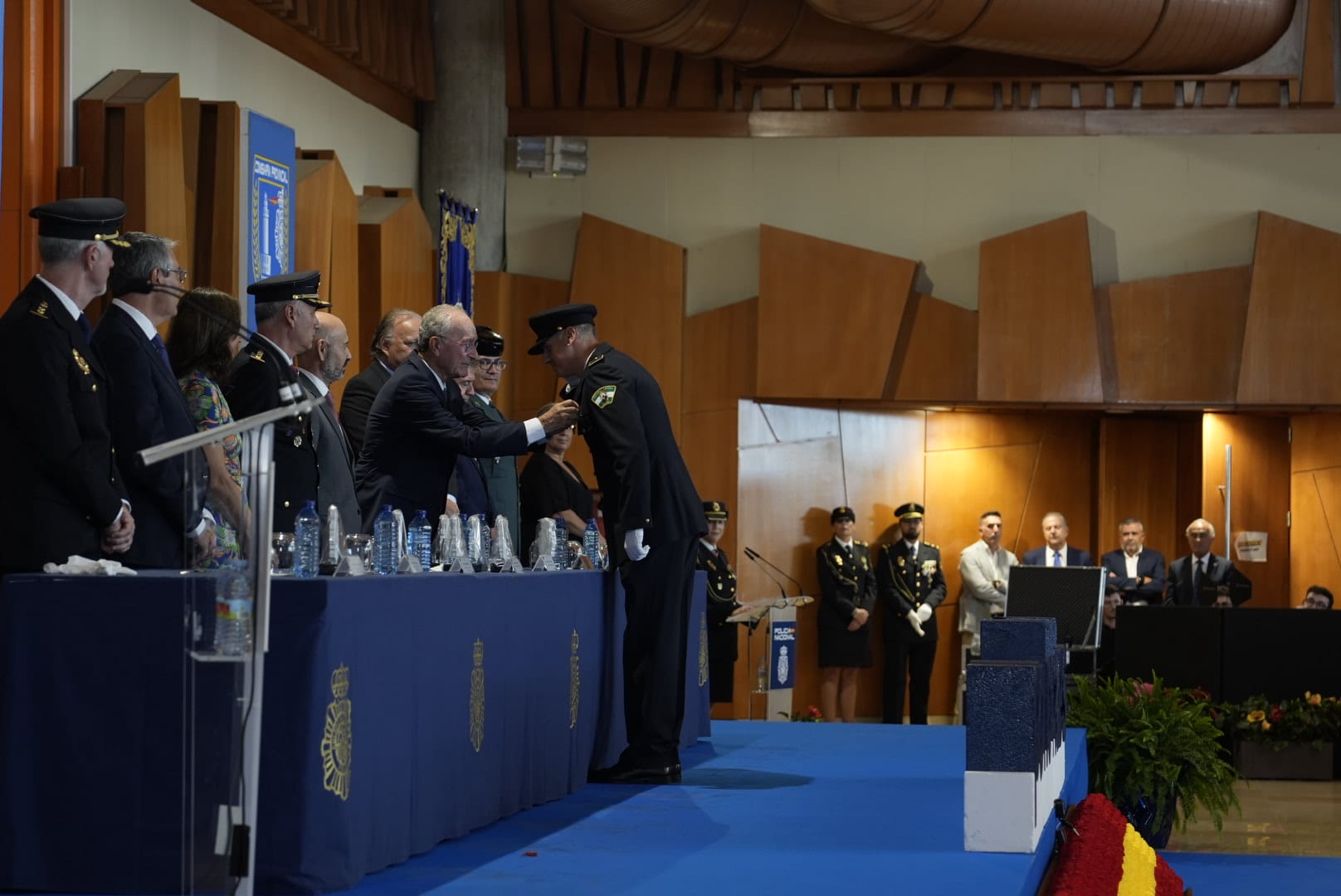 La Policía Nacional celebra en Málaga el día de su patrón